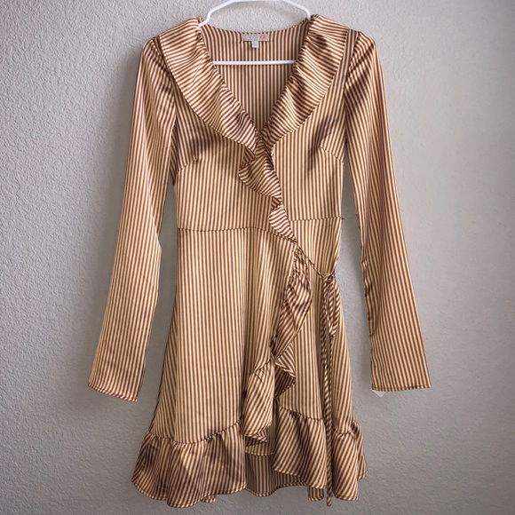 Gianni Bini Dresses & Skirts - Gianni Bini Silky Dress